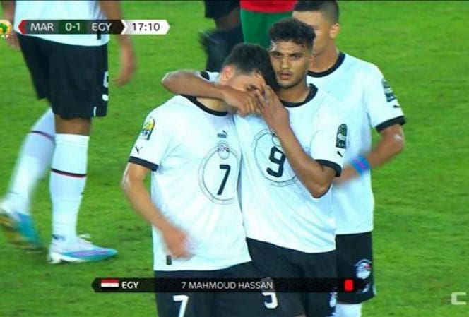 طرد لاعب المنتخب المصري محمود صابر 