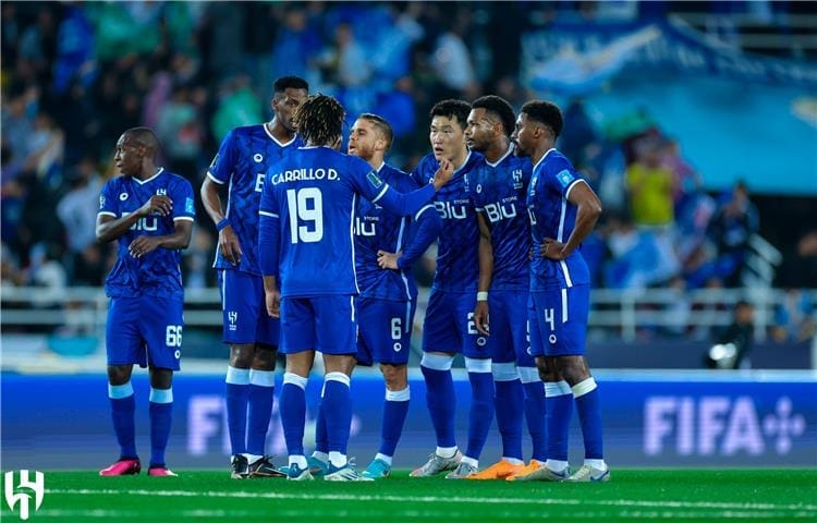 الهلال السعودي يُرحب برحيل 3 لاعبين