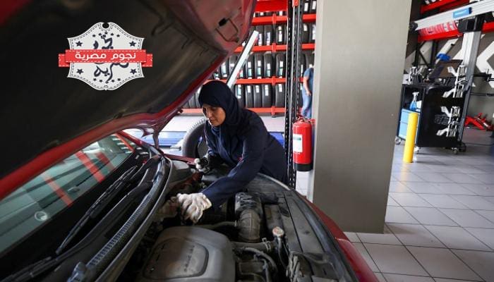  عمل المرأة فىى تصليح المركبات 