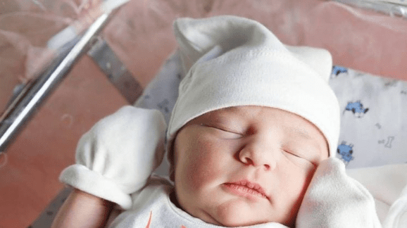 أسماء بنات 2024 عام الاميرات.. إليك أجمل أسماء البنات هتحتاري تختاري ايه منهم