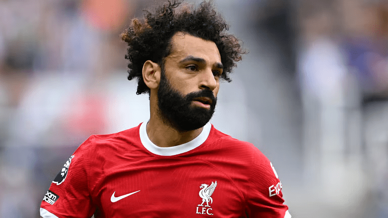 تطورات مفاوضات الاتحاد لضم محمد صلاح