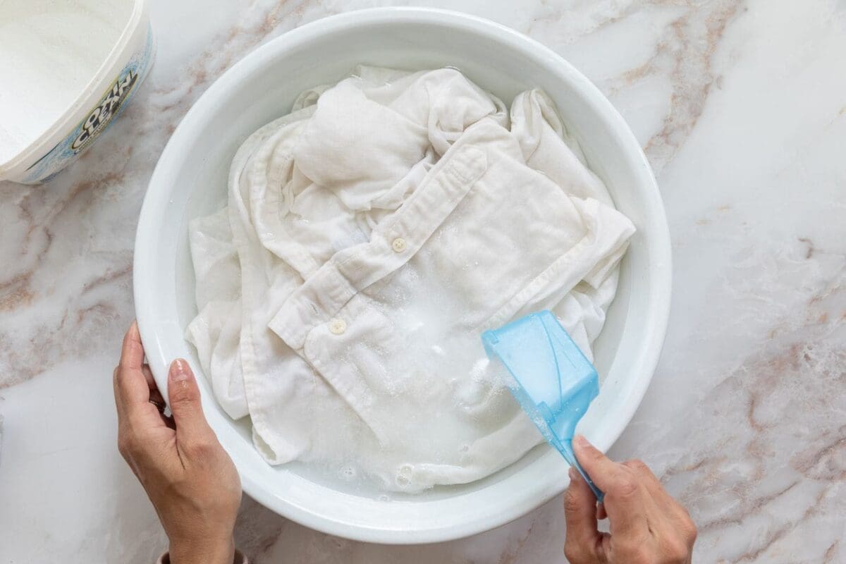 طرق تبييض الملابس
