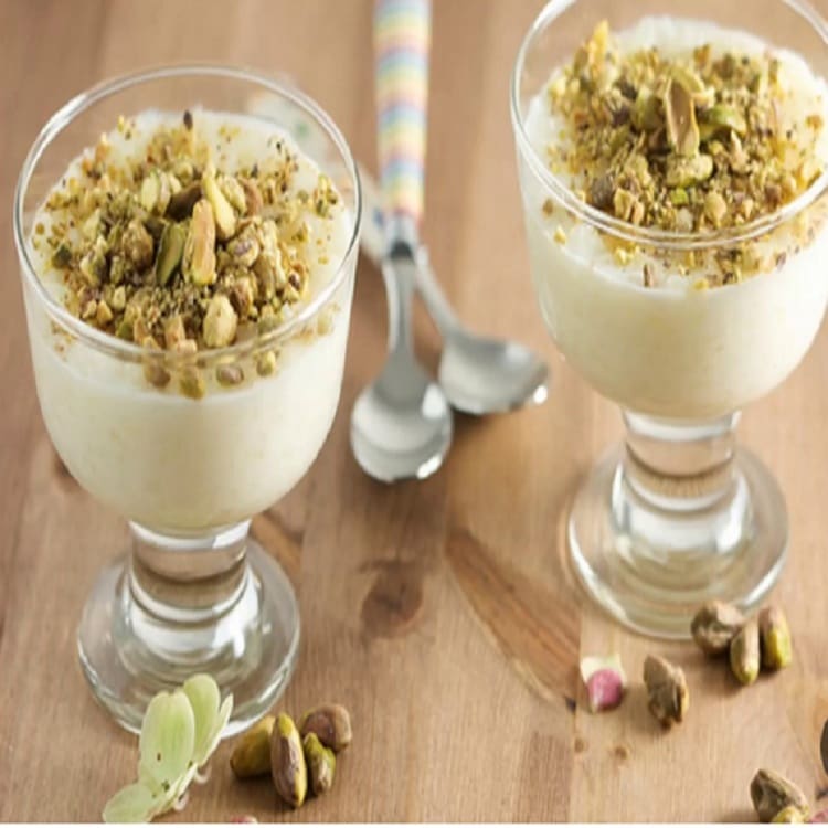أفضل طريقة لعمل الأرز باللبن في المنزل