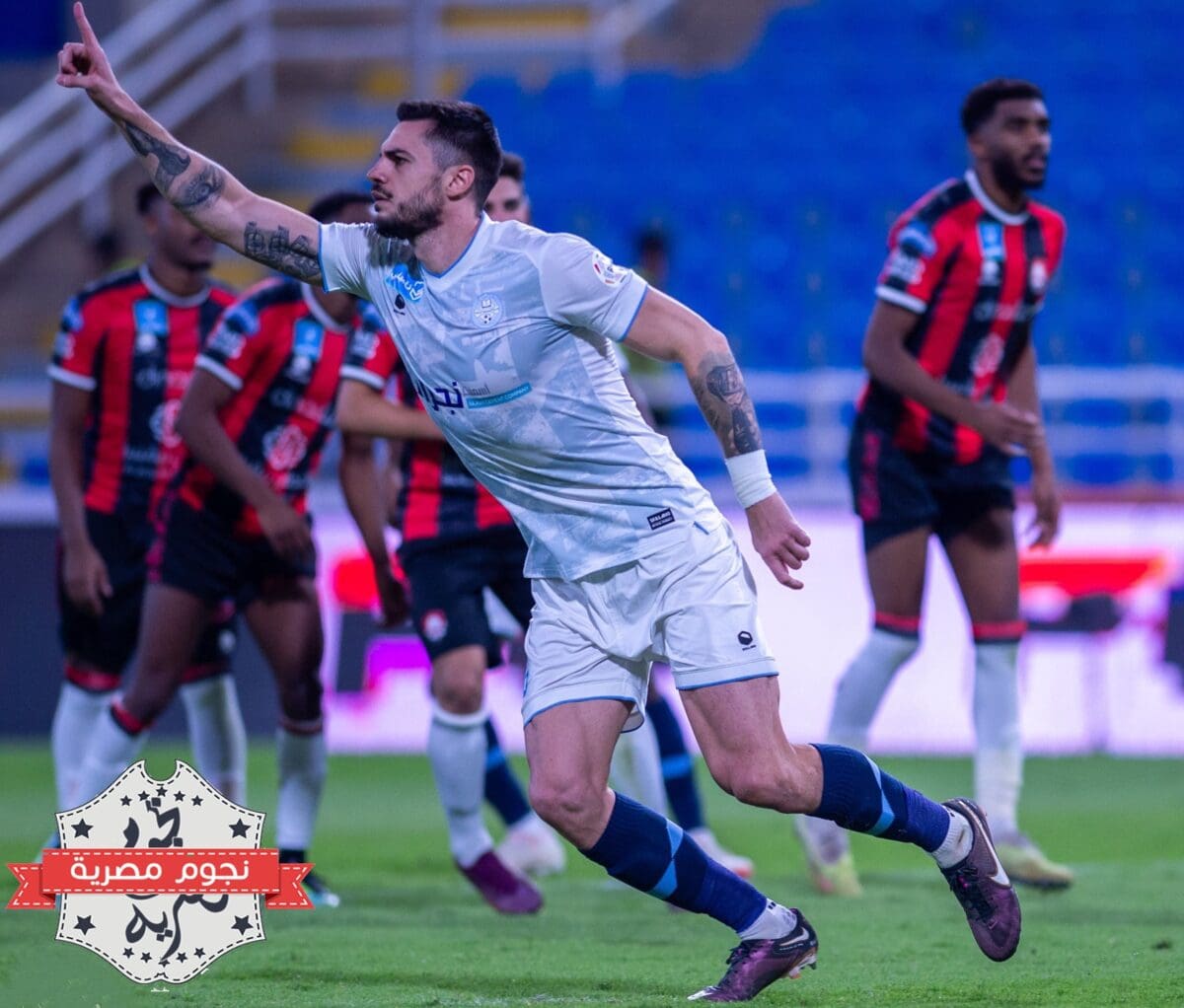 مباراة الأخدود ضد الهلال في دوري روشن