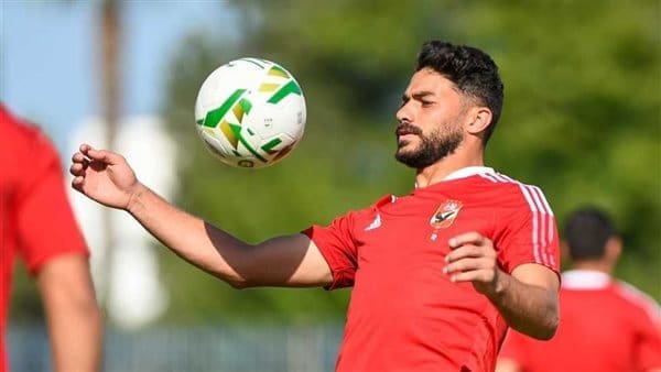 ياسر إبراهيم لاعب الأهلي 