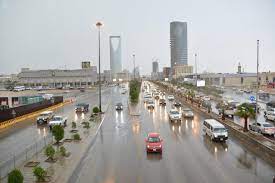صورة لهطول الأمطار في بعض المناطق بالسعودية