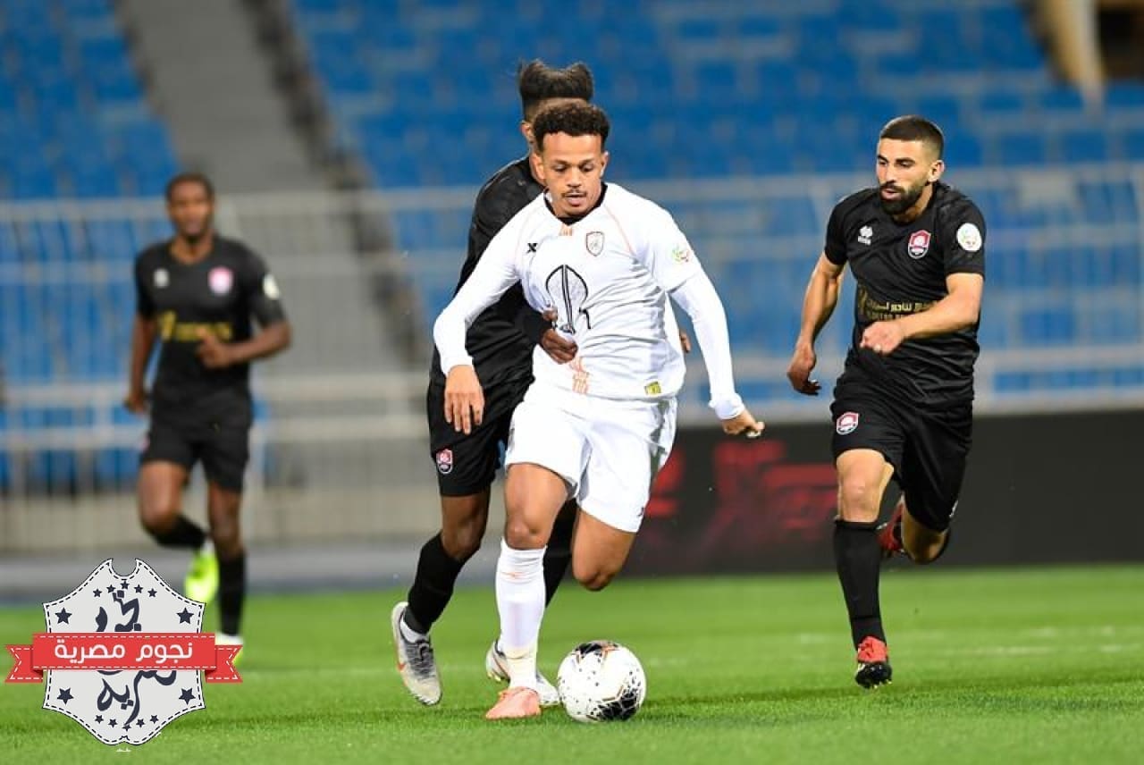 مباراة الرائد ضد الشباب في دوري روشن السعودي