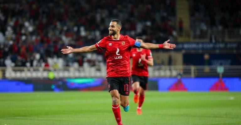 مصدر فى الأهلي يحسم حقيقة الأقاويل التي تحدثت عن رفض كولر تجديد عقد عمرو السولية