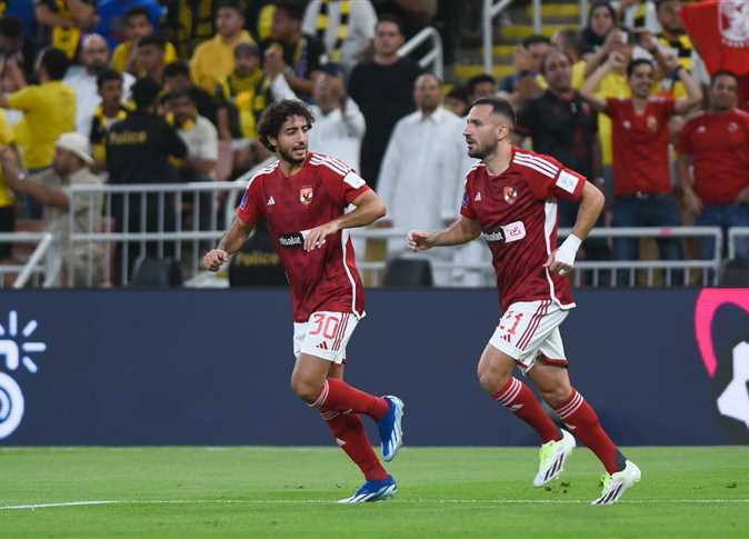 القنوات الناقلة لمباراة الأهلي وأوراوا