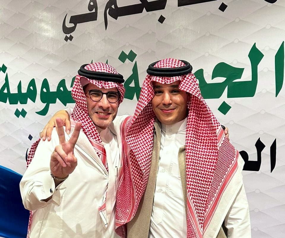 عضوان الأحمري رئيسا لمجلس إدارة الصحافيين السعوديين