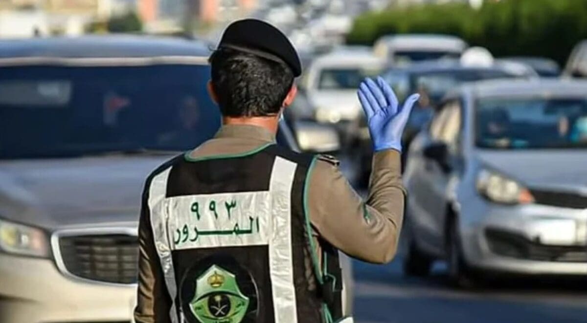 هل تمنع المخالفات المرورية تجديد رخصة السيارة؟