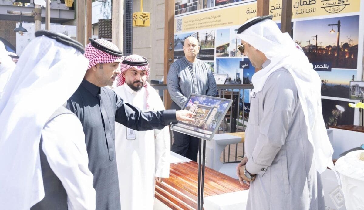 وزير الشؤون البلدية والقروية
