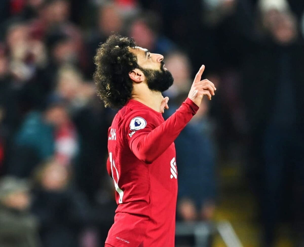 محمد صلاح لاعب نادي ليفربول الإنجليزي