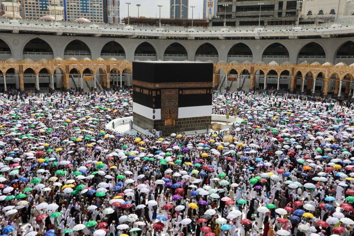 هام| اللقاحات المطلوبة لأداء الحج داخل المملكة 1445ه‍.. وموقف القادمين من الخارج