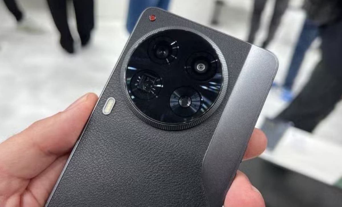إطلاق هاتف Tecno Camon 30 Premier 5G مع كاميرا ثلاثية بدقة 50 ميجابكسل وذاكرة وصول عشوائي (RAM) بسعة 24 جيجابايت والمزيد