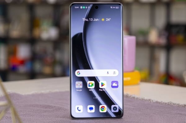 مواصفات وسعر Realme GT 6 هل يستحق الشراء؟