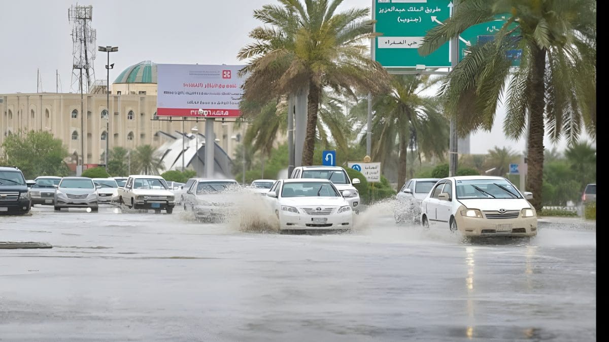 جمعية الطقس.. انخفاض في درجات الحرارة وموجة مطرية شديدة بالعديد من المناطق خلال الأيام الباقية من نوفمبر