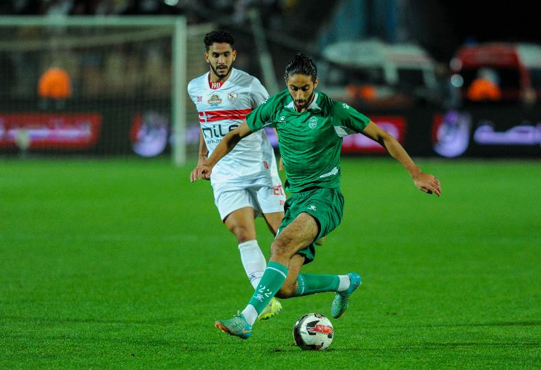 لاعب الاتحاد يعلق لأول مرة على واقعة طرده أمام الزمالك