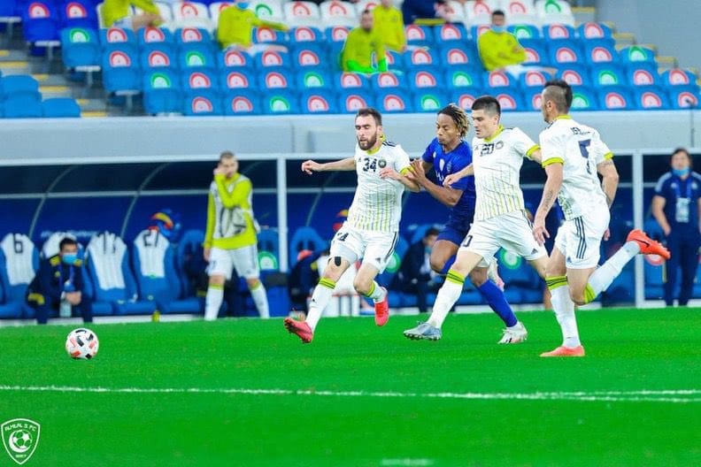شكل الهلال المتوقع أمام باختاكور 