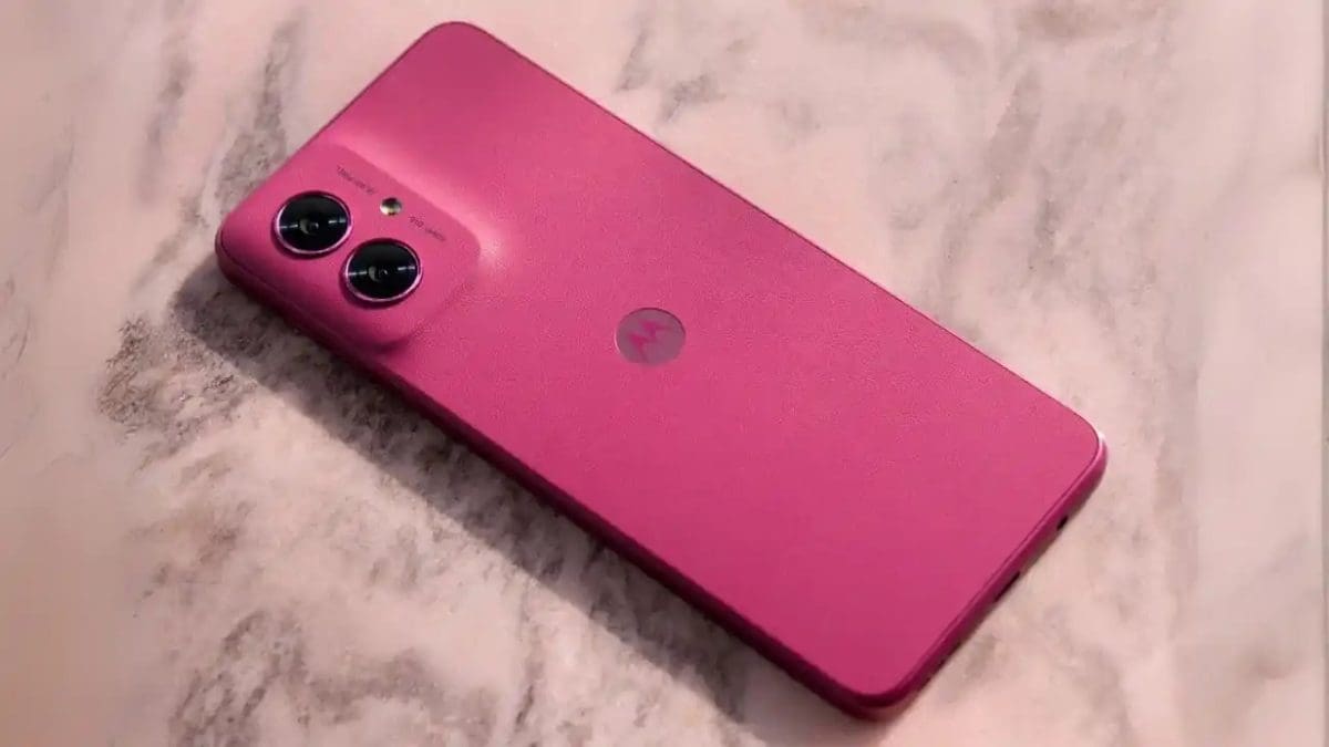 الكشف عن مميزات Moto G56 5G.. الشريحة المتوسطة ستكون مختلطة