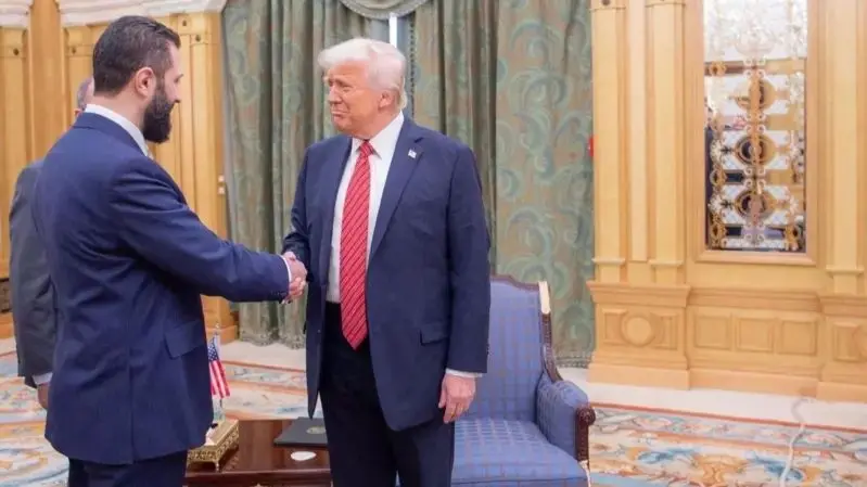 البيت الأبيض: ترامب يحث الشرع على التطبيع مع إسرائيل و 4 مطالب أخرى تعرف عليها