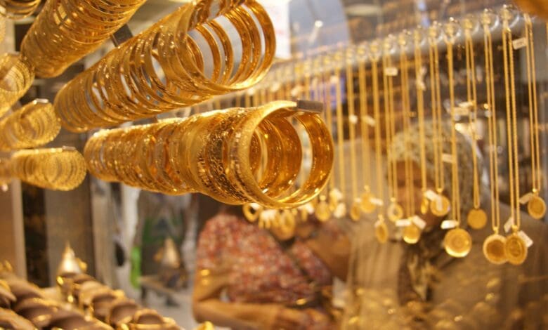تراجع 400 جنيه.. توقعات صادمة وغير متوقعة في سعر الذهب اليوم الخميس