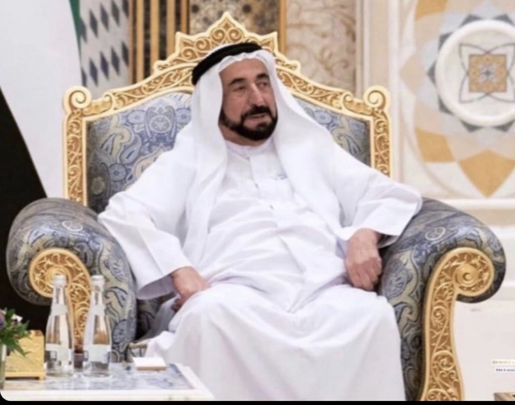 حاكم الشارقة ونوابه يرسلون تعازيهم إلى أمير الكويت في وفاة الشيخ فهد صباح