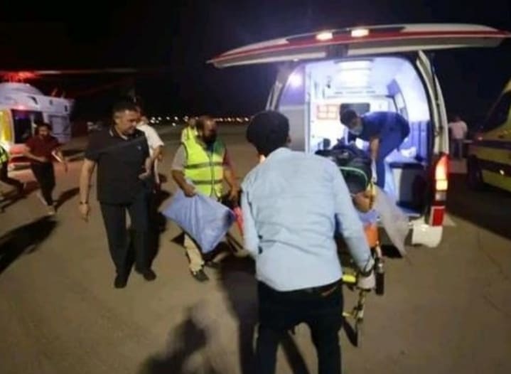 «فور وصولهم» محافظ البحر الأحمر يستقبل الناجين من غرق حفار جبل الزيت ويكشف التفاصيل