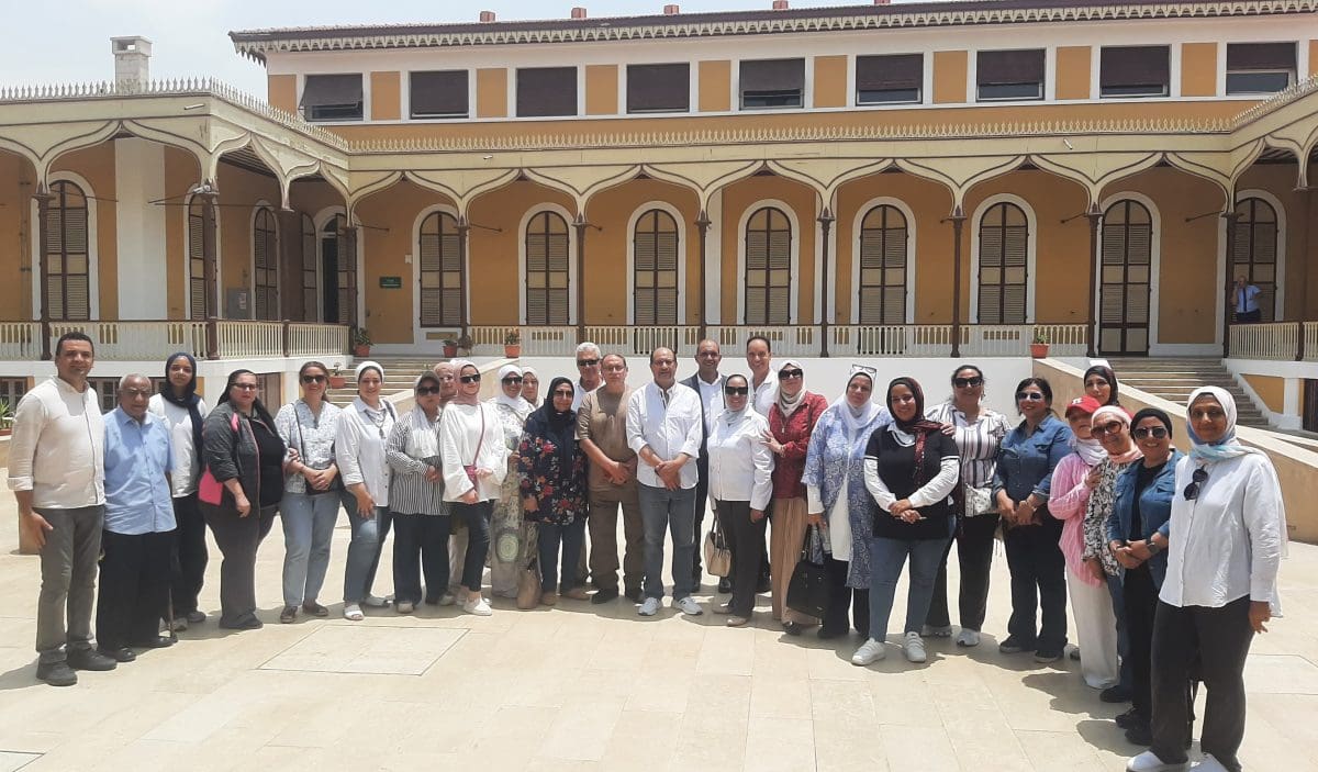 في حضن القناة.. "كتّاب البيئة والتنمية" يختتمون ورشة الإسماعيلية بجولة بحرية ومتحفية