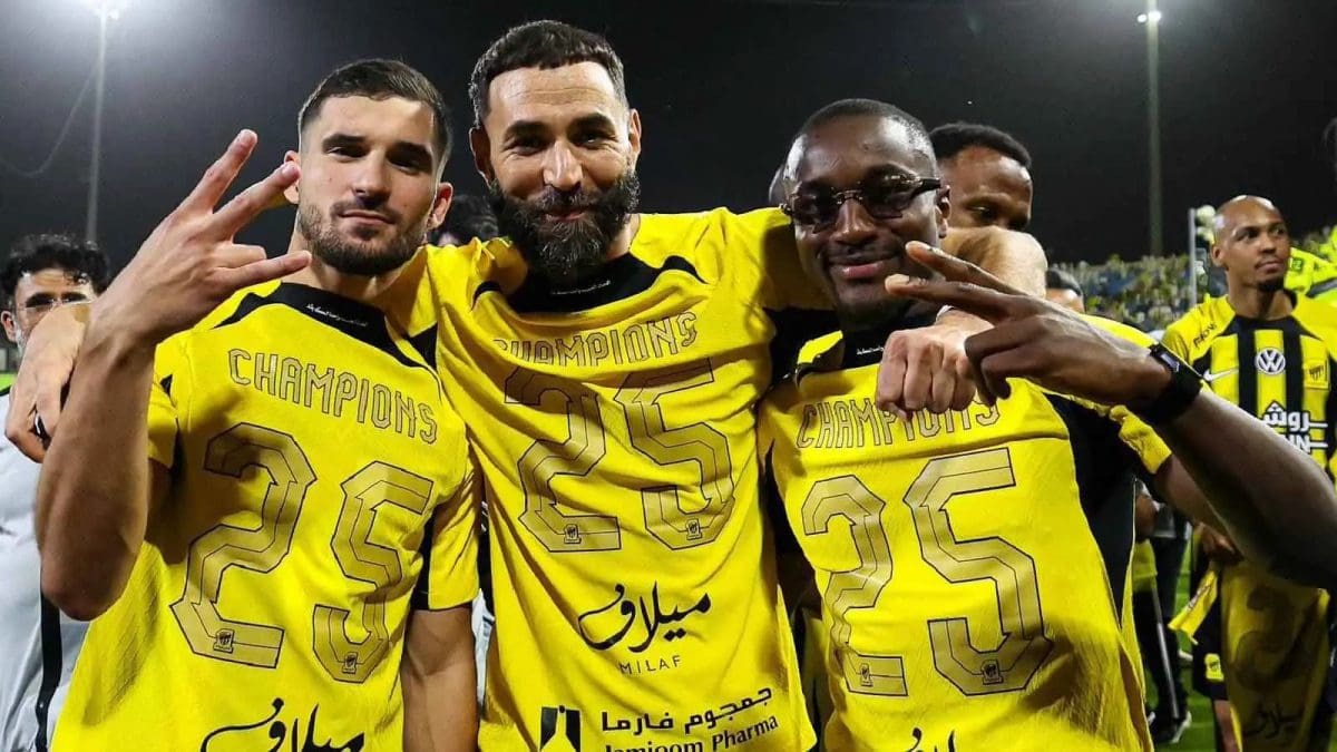نجم الاتحاد السعودي مطلوب في الدوري الإنجليزي