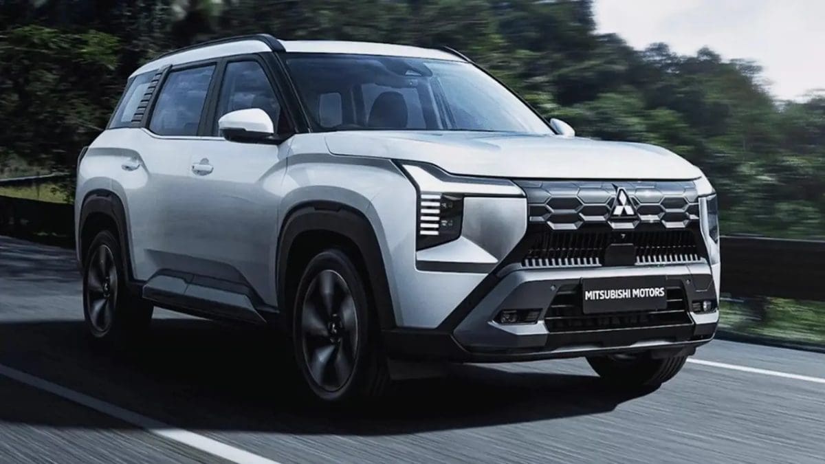 ميتسوبيشي تعلن عن سيارة الدفع الرباعي الجديدة Mitsubishi Destinator