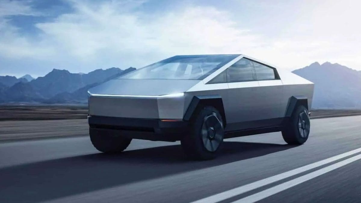 سيارة Tesla Cybertruck الأصغر حجمًا قادمة