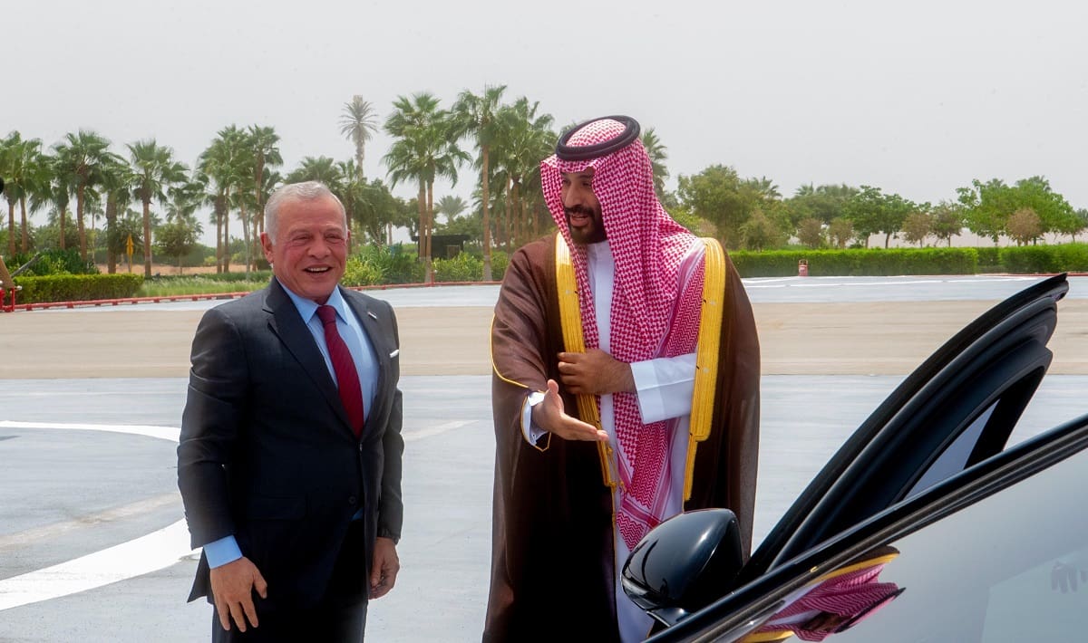 عاجل.. ملك الأردن يصل إلى نيوم الآن والأمير محمد بن سلمان في استقباله