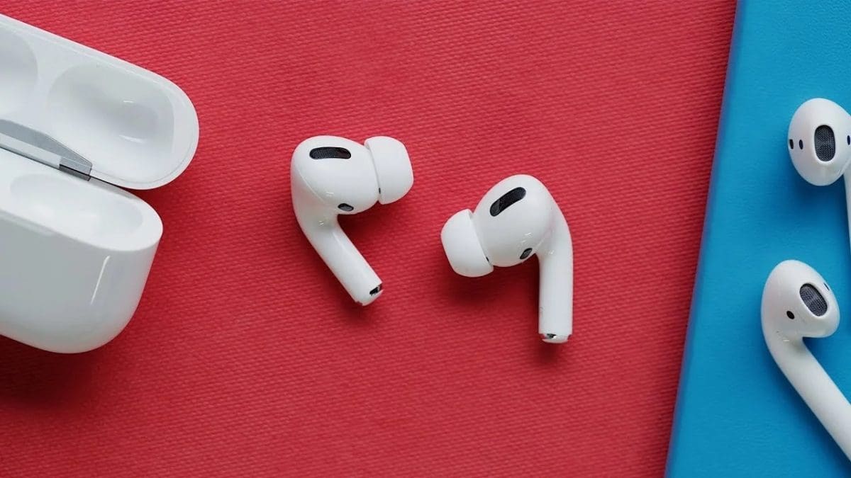 سماعات AirPods ستوفر الترجمة المباشرة