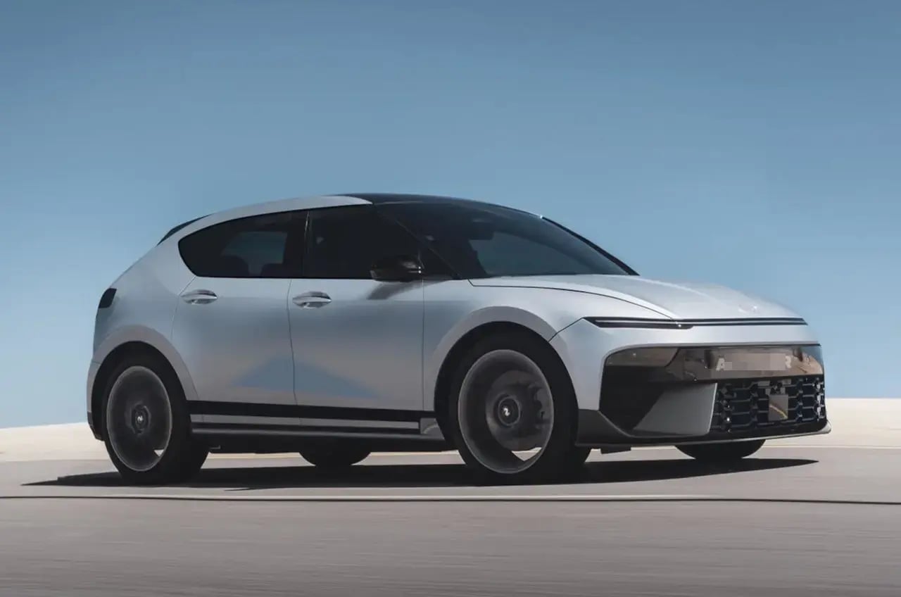  سيارة Hyundai Ioniq 2 قادمة.. إليكم التصميم