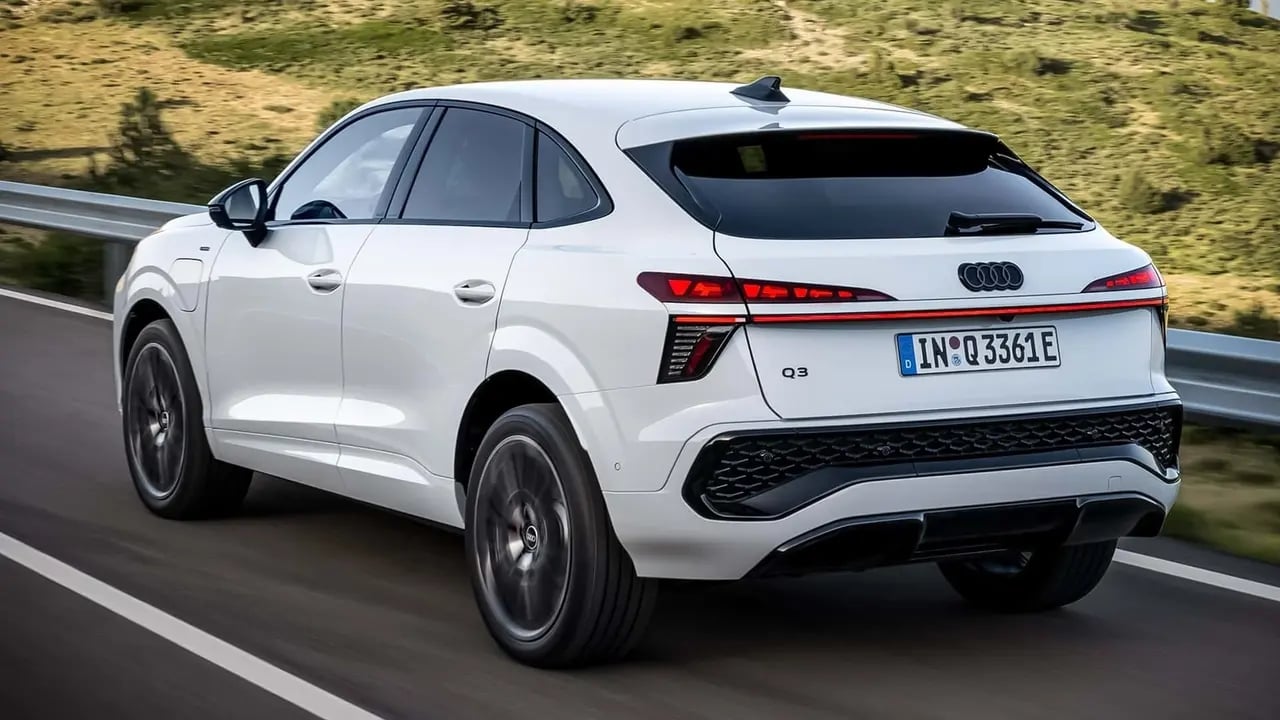 كشف النقاب عن سيارة Audi Q3 Sportback الجديدة بتصميمها الجريء