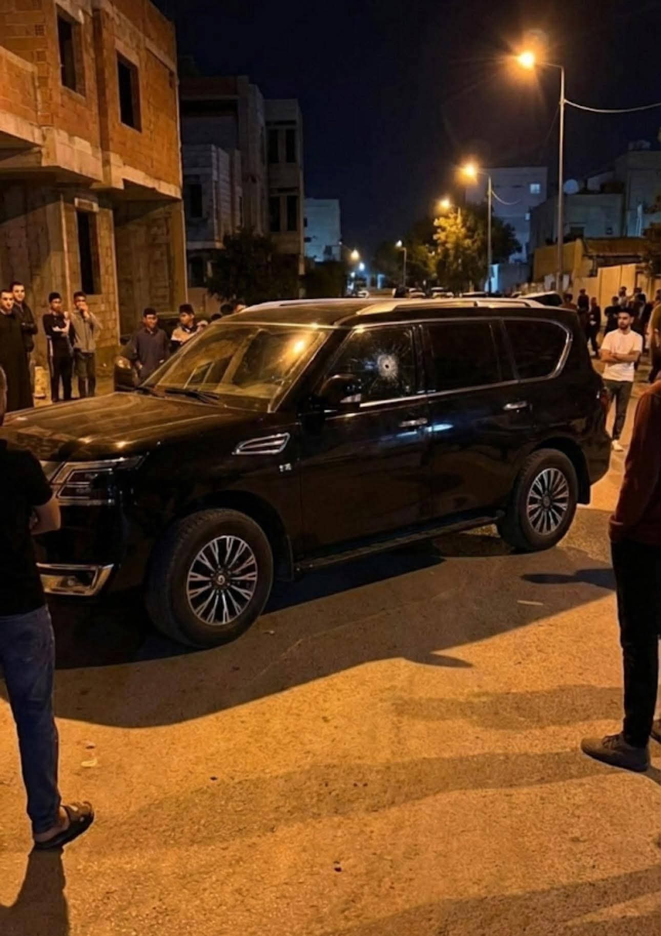 بقاء سيارة مشتغلة خنساء بعد فرارها منها