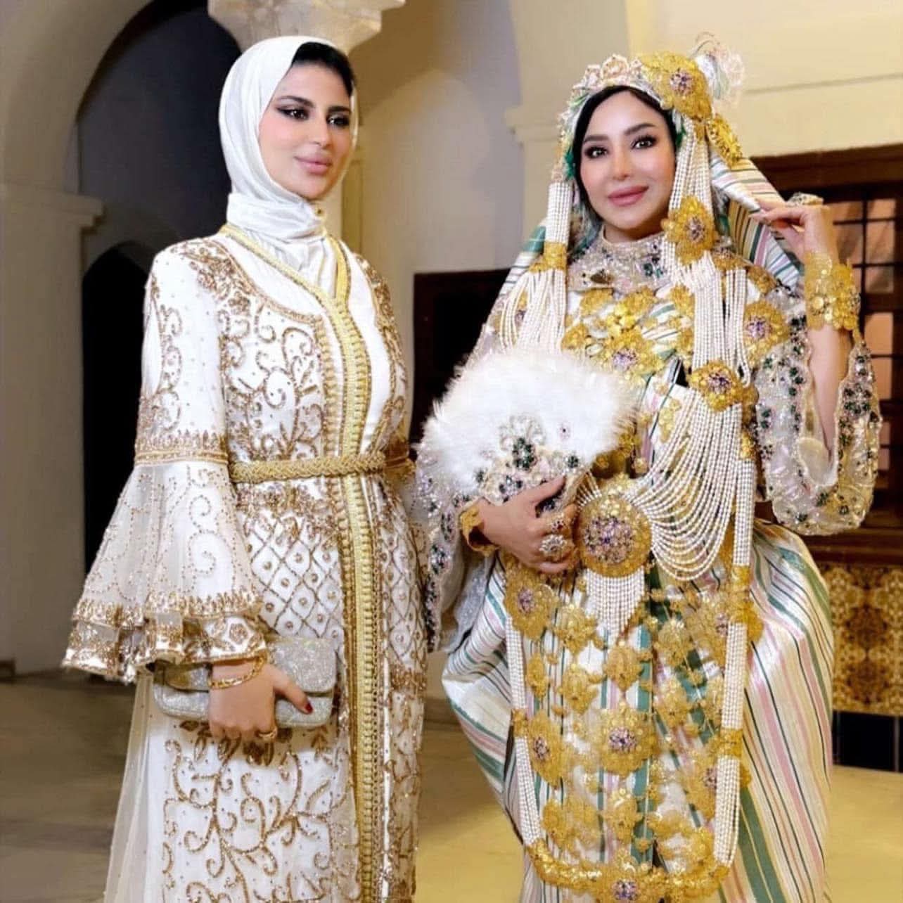 خنساء مجاهد برفقة الخليجية لجين عمران.